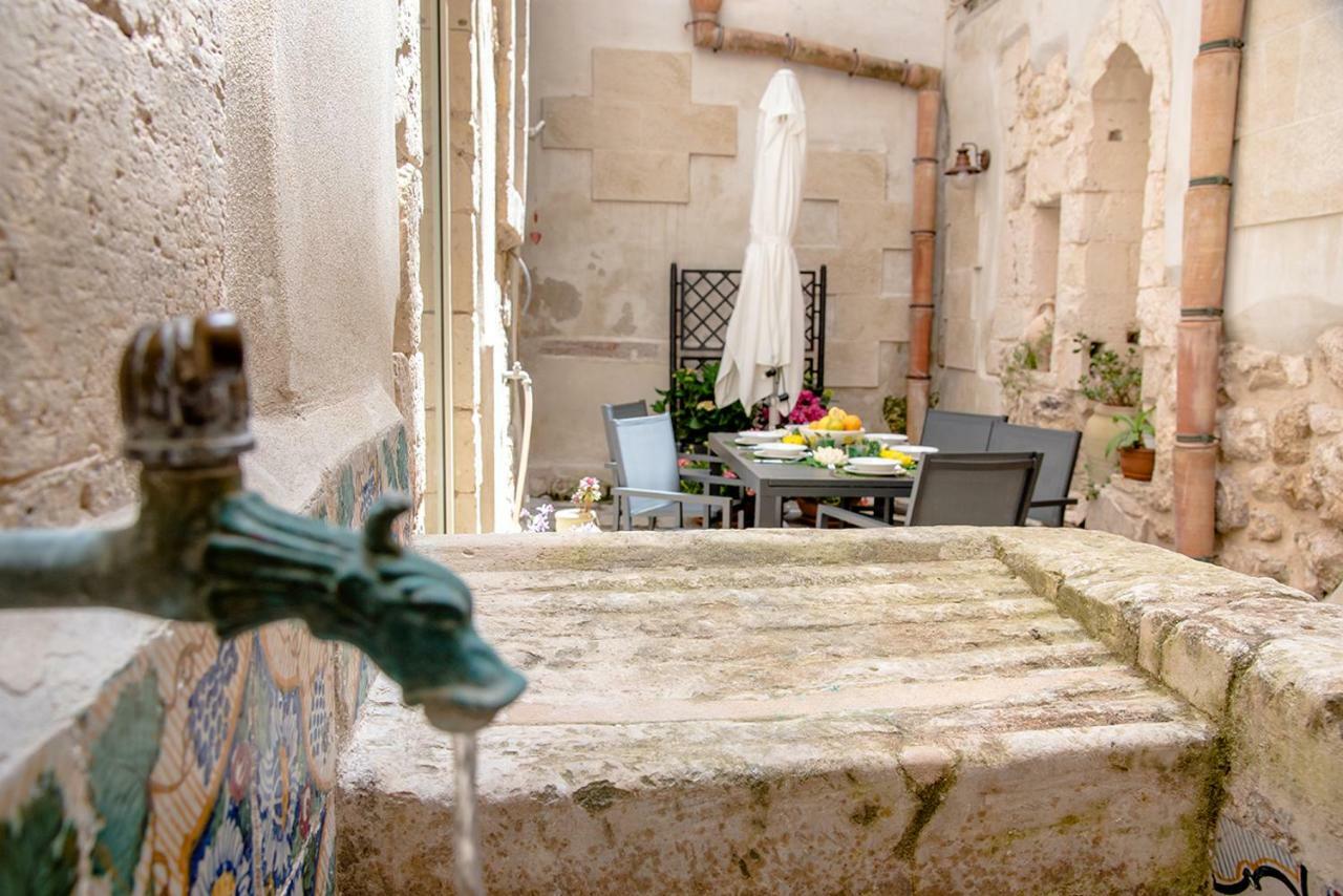 Apartment Ortigia Ancient House